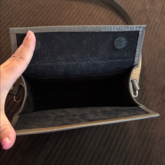 Elegant Gray Embossed/Tooled Box Purse - Picture 8 of 15